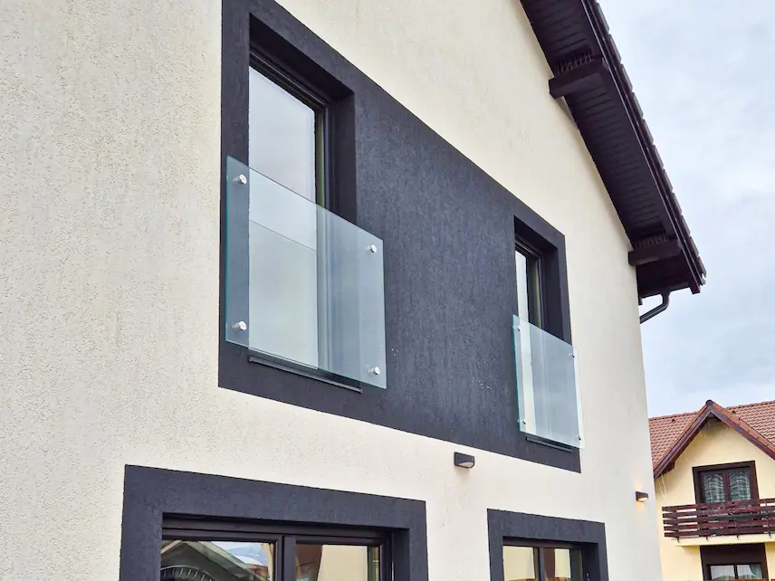 balcon frantuzesc balustrada crop